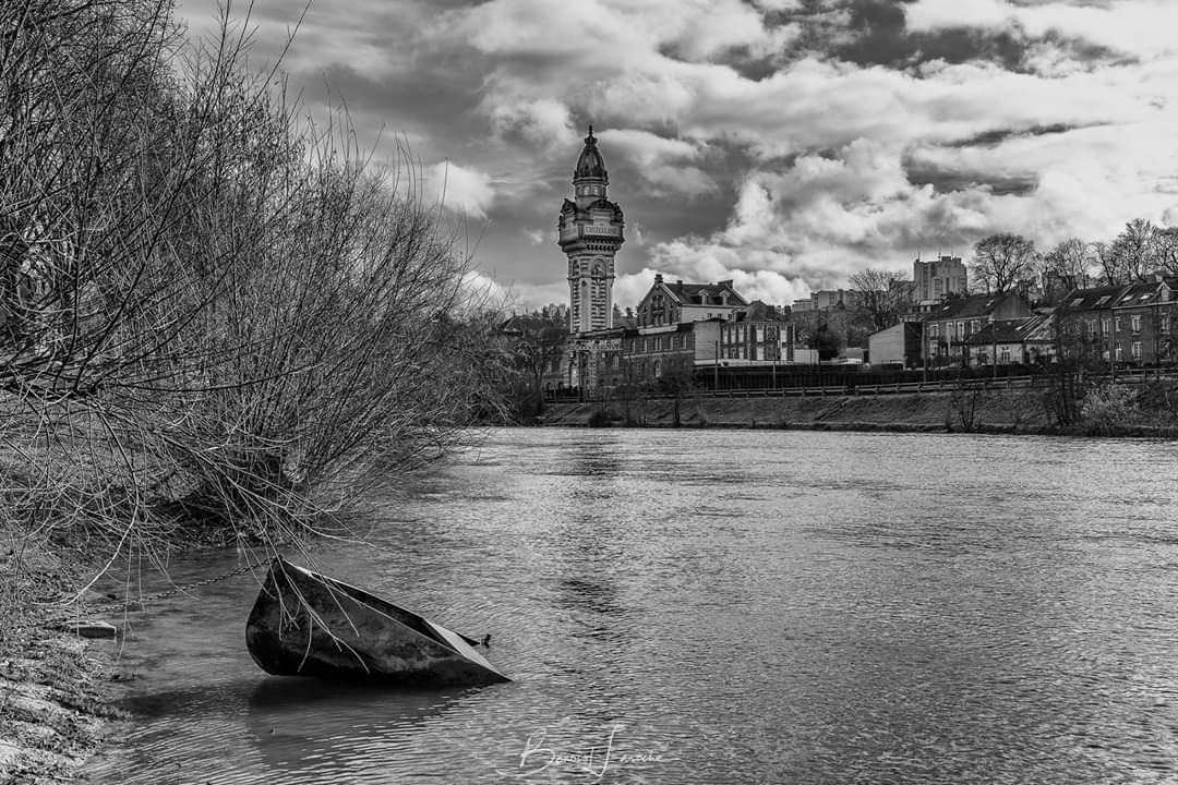 Tour Champagne De Castellane